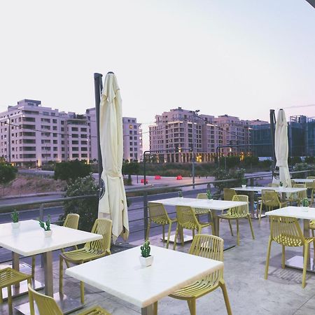 The Stay Furnished Apartments Dbayeh Esterno foto