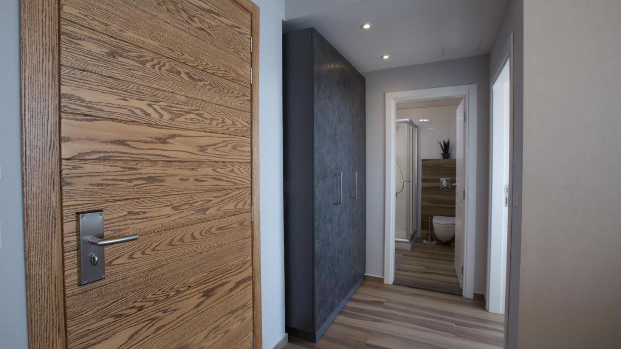 The Stay Furnished Apartments Dbayeh Esterno foto