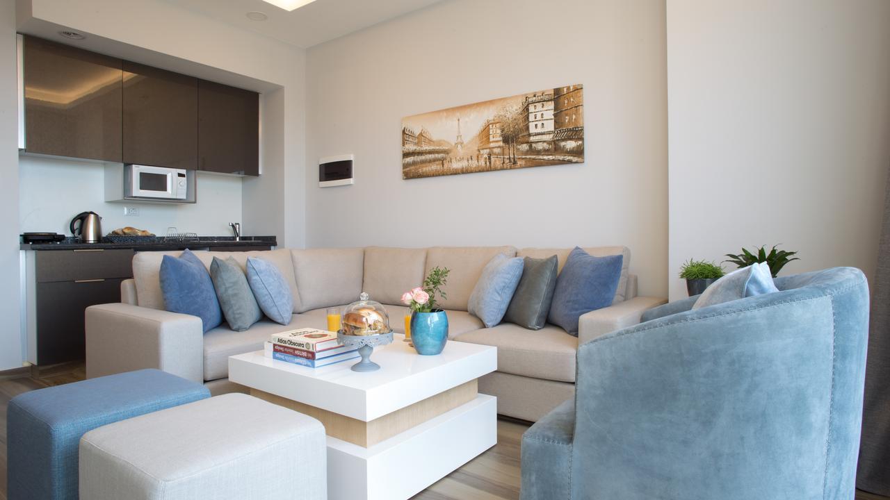 The Stay Furnished Apartments Dbayeh Esterno foto
