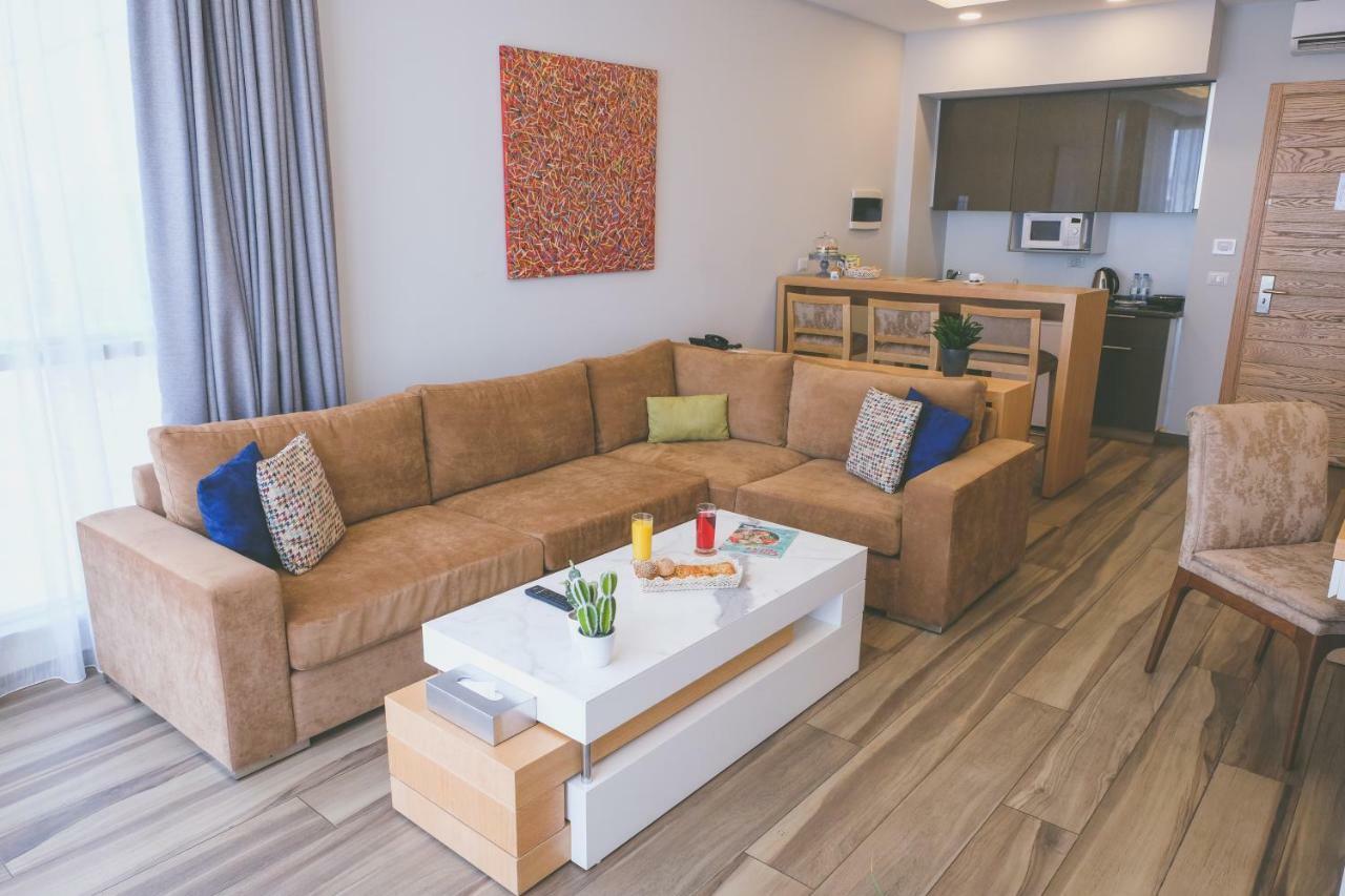 The Stay Furnished Apartments Dbayeh Esterno foto