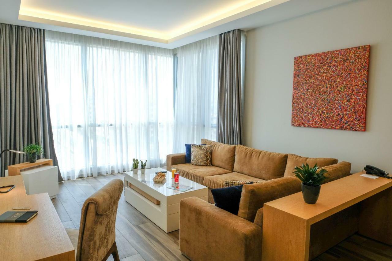 The Stay Furnished Apartments Dbayeh Esterno foto